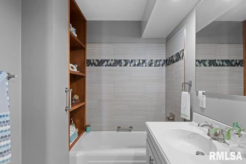 Tiny photo for 1800 7TH Street #10D, East Moline, IL 61244 (MLS # QC4269792)