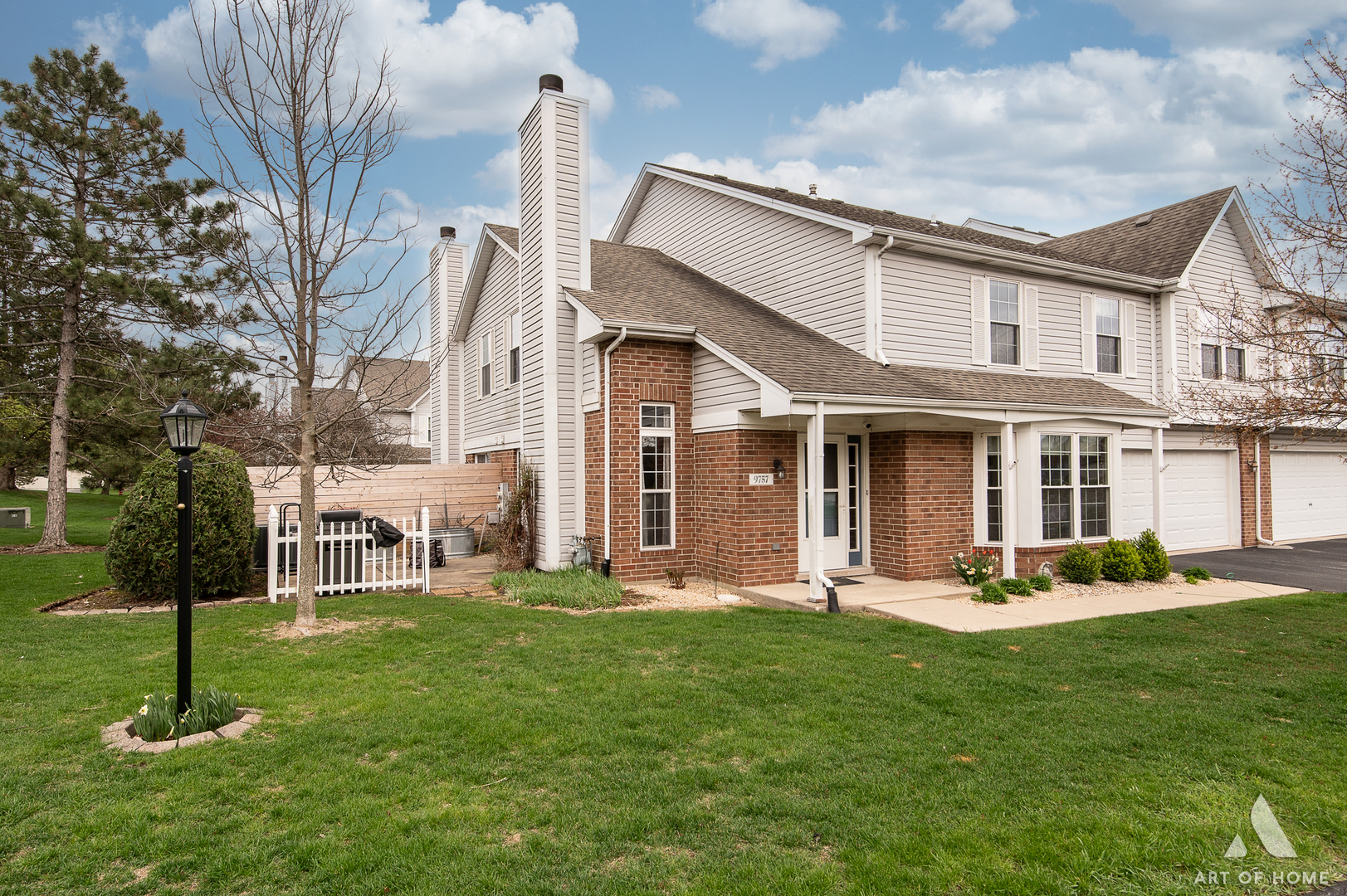 9757 CAMBRIDGE Circle