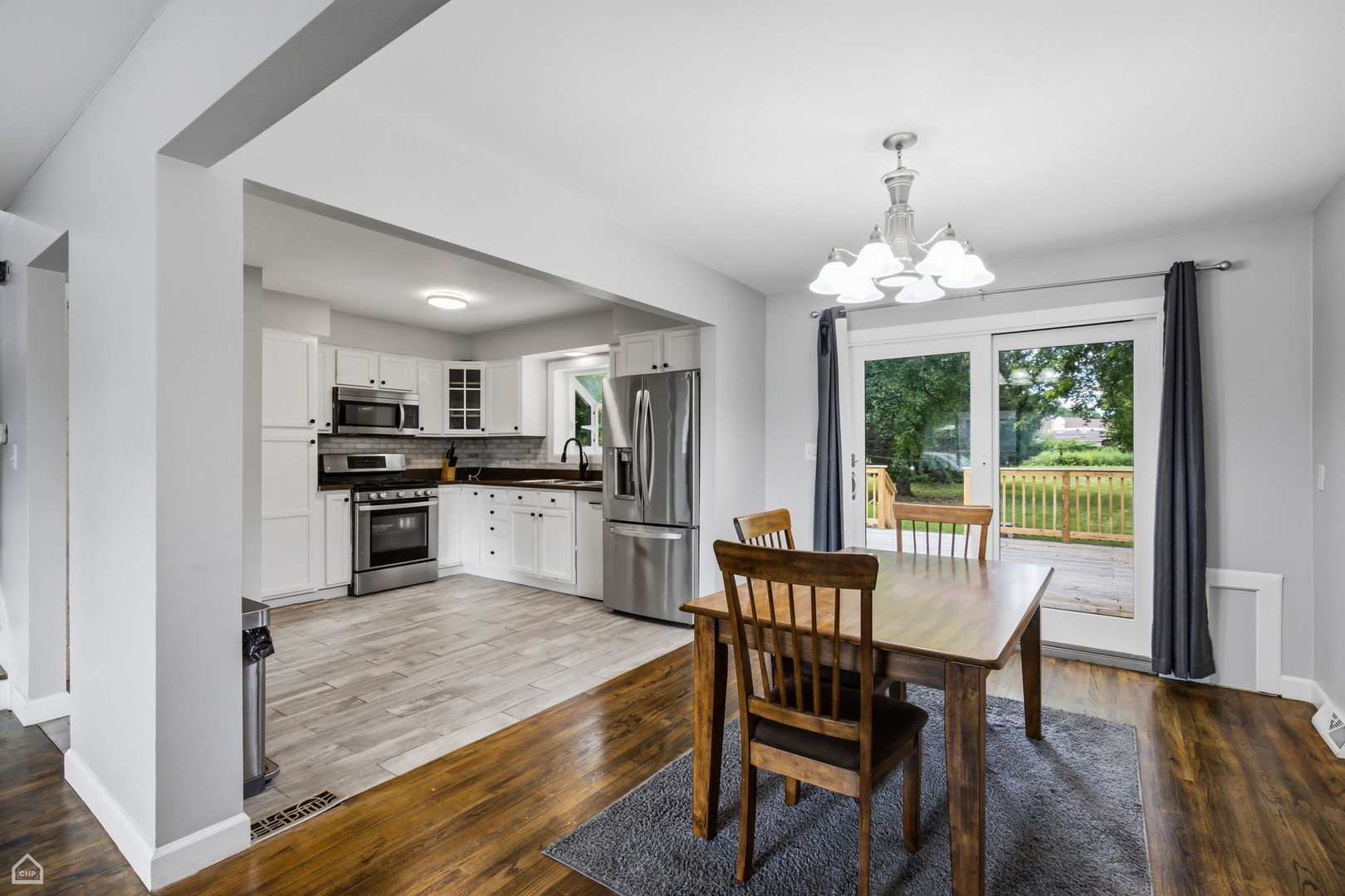 1352 Glen Ellyn Road