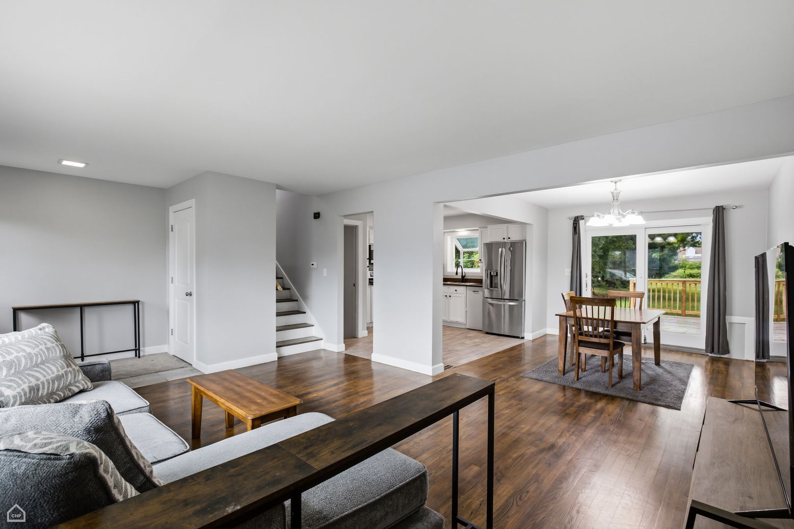 1352 Glen Ellyn Road