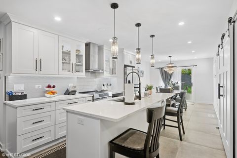 Tiny photo for 1045 Green Bay Road, Lake Bluff, IL 60044 (MLS # 12356254)