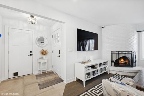 Tiny photo for 1045 Green Bay Road, Lake Bluff, IL 60044 (MLS # 12356254)