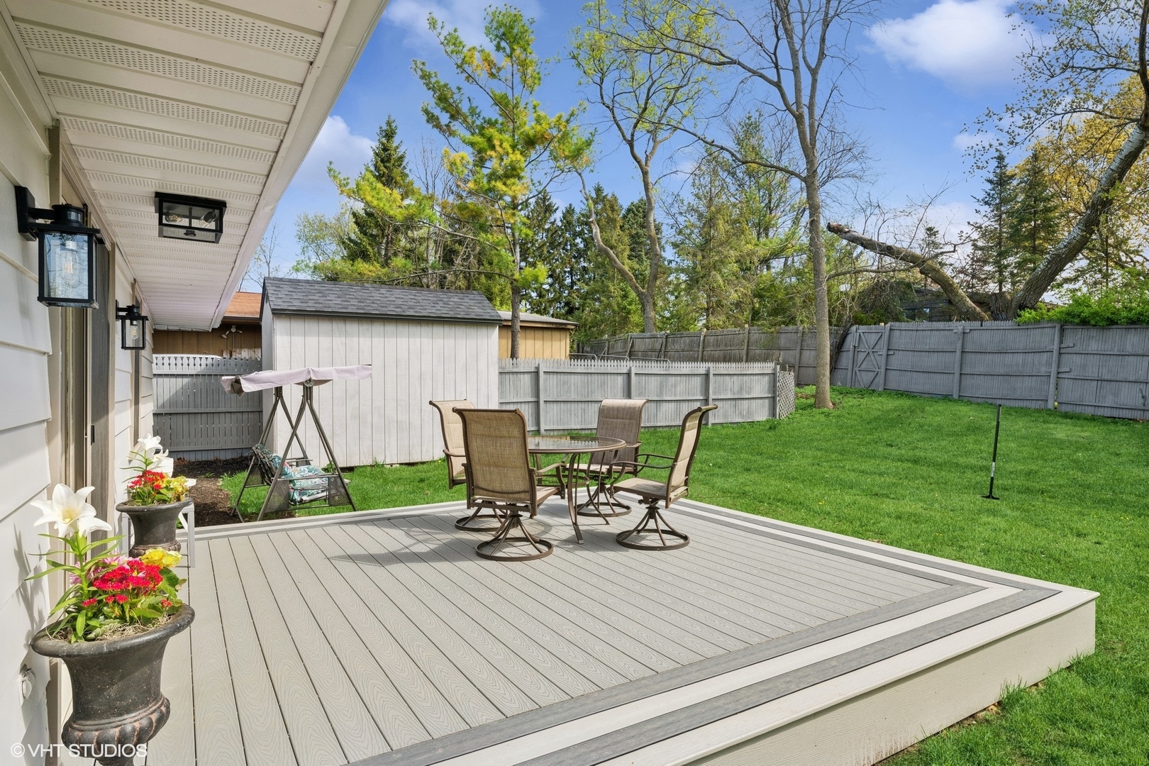 1045 Green Bay Road
