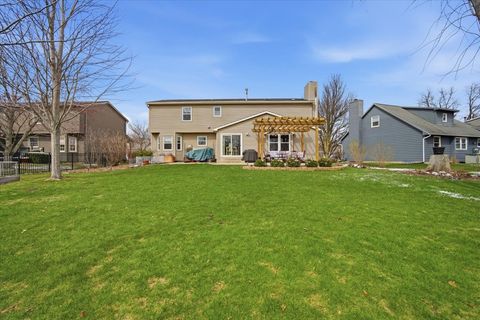 Tiny photo for 211 Lake Shore Circle, Bloomington, IL 61704 (MLS # 12592632)