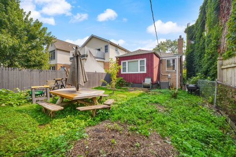 Tiny photo for 5848 N Virginia Avenue, Chicago, IL 60659 (MLS # 12488117)