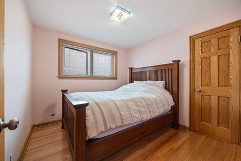 Tiny photo for 5848 N Virginia Avenue, Chicago, IL 60659 (MLS # 12488117)