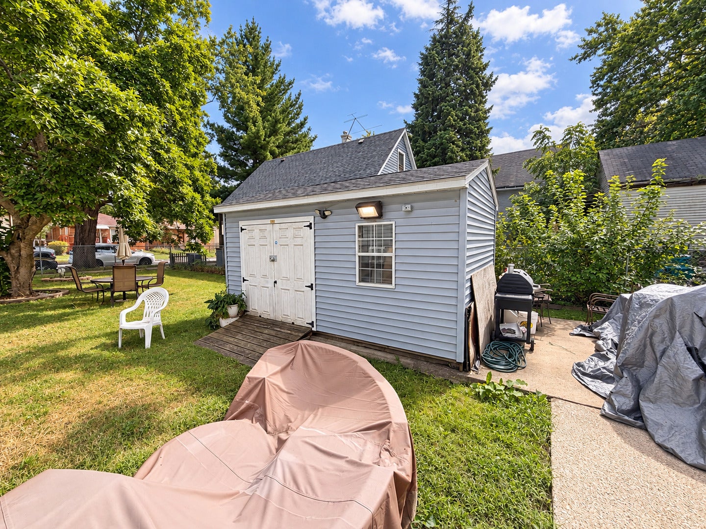 11820 S Harvard Avenue - Photo 3