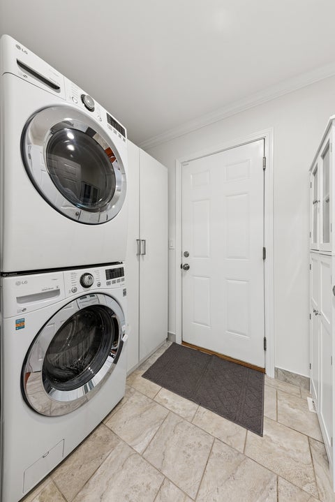 Tiny photo for 313 RICHMOND Lane, Vernon Hills, IL 60061 (MLS # 12659880)