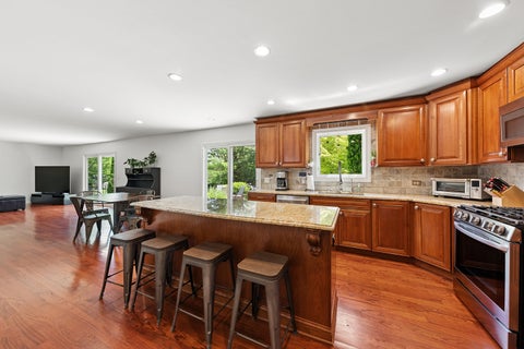 Tiny photo for 313 RICHMOND Lane, Vernon Hills, IL 60061 (MLS # 12659880)
