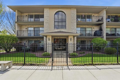 Photo of 6303 W 63rd Street #3D, Chicago, IL 60638 (MLS # 12637015)