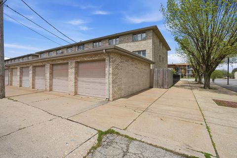 Tiny photo for 6303 W 63rd Street #3D, Chicago, IL 60638 (MLS # 12637015)