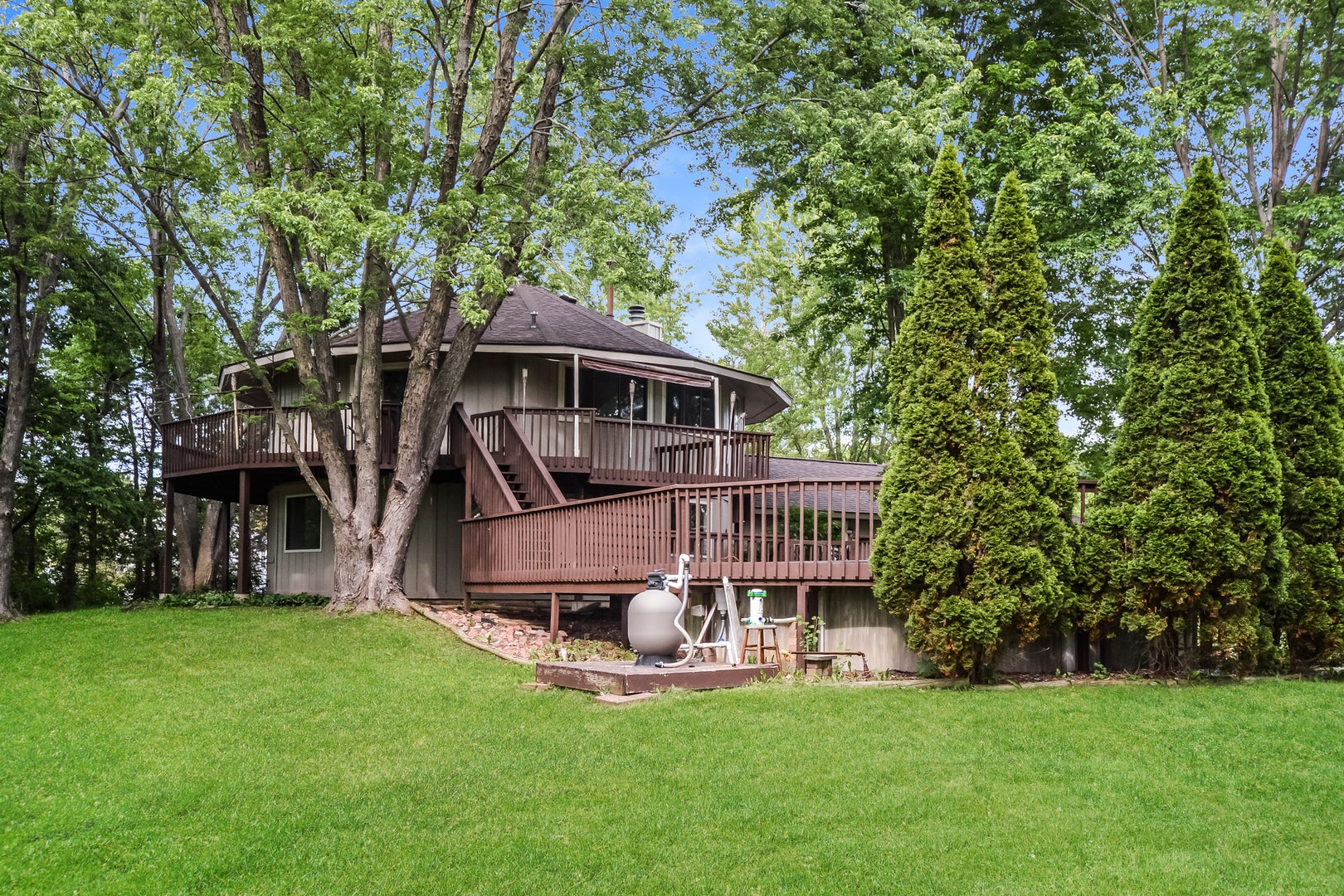 526 Towne Court SE