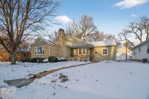 Photo of 152 Riverview Drive, Ottawa, IL 61350 (MLS # 12537110)