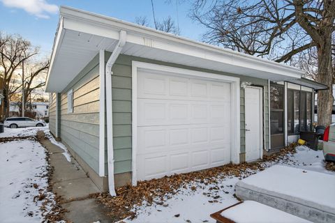 Tiny photo for 152 Riverview Drive, Ottawa, IL 61350 (MLS # 12537110)