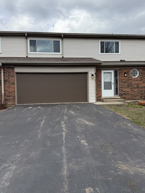 Photo of 1260 Briarwood Lane #58, Libertyville, IL 60048 (MLS # 12603638)