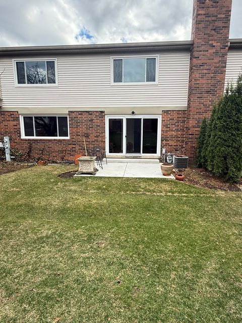 Tiny photo for 1260 Briarwood Lane #58, Libertyville, IL 60048 (MLS # 12603638)