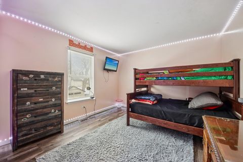 Tiny photo for 410 W Riverside Drive, Lakemoor, IL 60051 (MLS # 12609467)