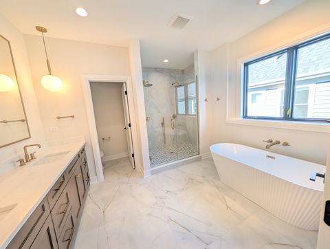 Tiny photo for 722 S Berkley Avenue, Elmhurst, IL 60126 (MLS # 12577464)