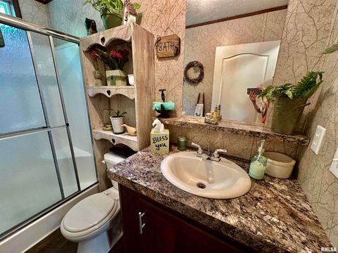 Tiny photo for 1409 W 5TH Street, West Frankfort, IL 62896 (MLS # EB458920)