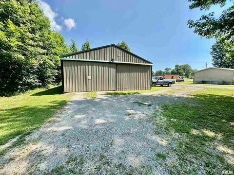 Tiny photo for 1409 W 5TH Street, West Frankfort, IL 62896 (MLS # EB458920)