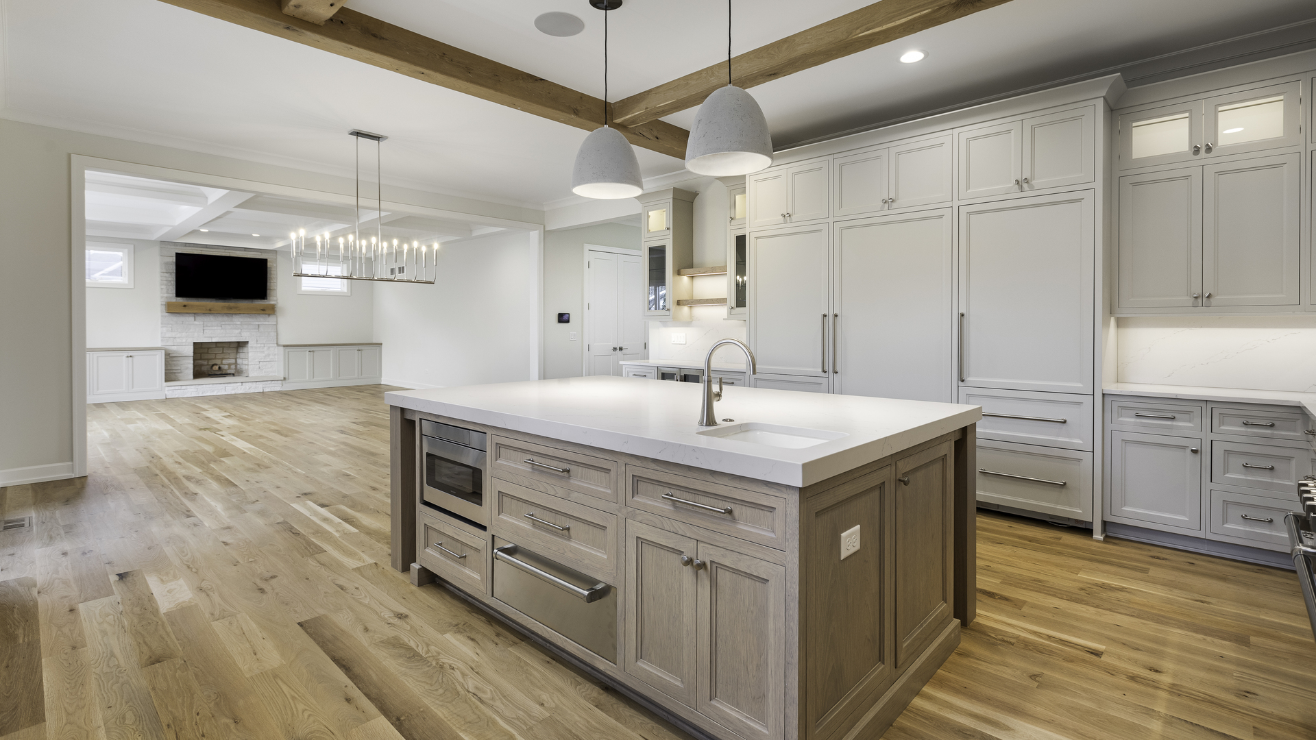 845 Tulip Lane