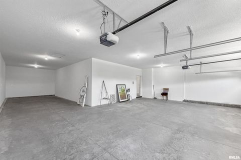 Tiny photo for 1708 CONOR Court, Clinton, IA 52732 (MLS # QC4258567)