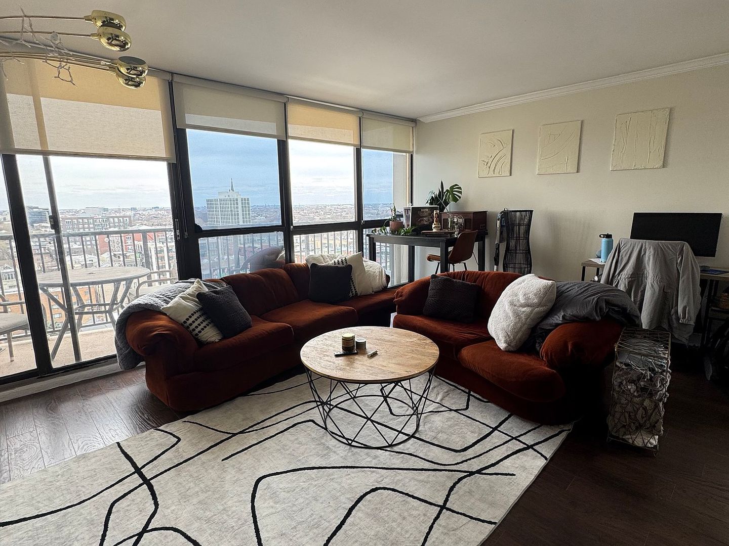 1540 N LaSalle Street 1505