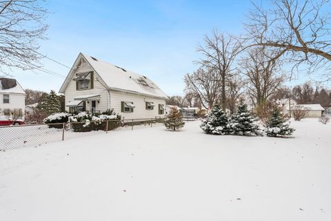 Tiny photo for 411 E 5th Street, Momence, IL 60954 (MLS # 12524949)