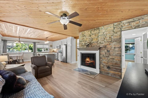 Tiny photo for 5892 Chatsworth Court, Hanover Park, IL 60133 (MLS # 12789584)
