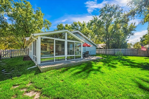 Tiny photo for 5892 Chatsworth Court, Hanover Park, IL 60133 (MLS # 12789584)