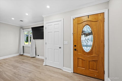 Tiny photo for 5892 Chatsworth Court, Hanover Park, IL 60133 (MLS # 12789584)