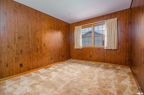 Tiny photo for 3528 OXFORD Avenue, Mt Vernon, IL 62864 (MLS # EB460583)