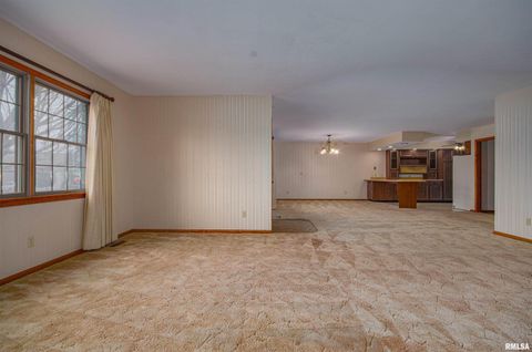 Tiny photo for 3528 OXFORD Avenue, Mt Vernon, IL 62864 (MLS # EB460583)