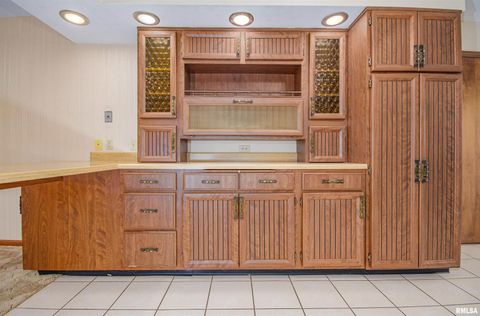 Tiny photo for 3528 OXFORD Avenue, Mt Vernon, IL 62864 (MLS # EB460583)