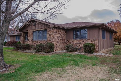 Tiny photo for 3528 OXFORD Avenue, Mt Vernon, IL 62864 (MLS # EB460583)