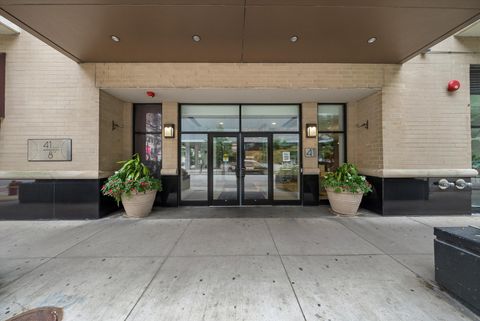 Tiny photo for 41 E 8th Street #1201, Chicago, IL 60605 (MLS # 12467033)
