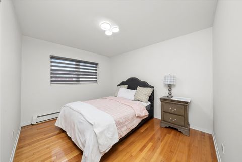 Tiny photo for 415 S Maple Avenue #202, Oak Park, IL 60302 (MLS # 12611735)