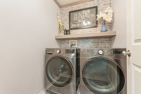 Tiny photo for 2576 Lyman Loop, Yorkville, IL 60560 (MLS # 12513609)