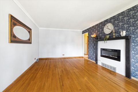 Tiny photo for 3709 Emerson Street, Schiller Park, IL 60176 (MLS # 12489987)