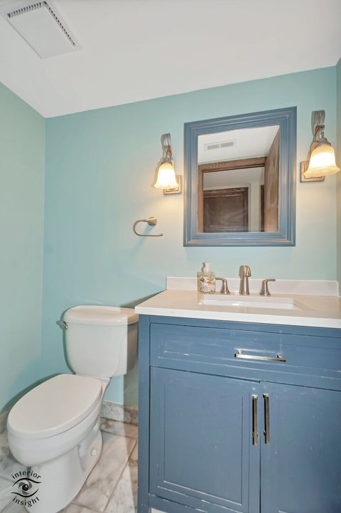 Tiny photo for 628 Camelot Drive, Burr Ridge, IL 60527 (MLS # 12692569)
