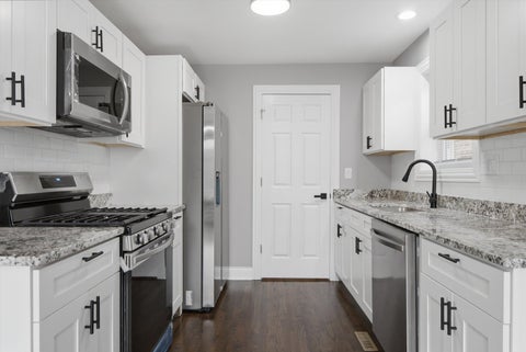 Tiny photo for 8437 S King Drive, Chicago, IL 60619 (MLS # 12742472)