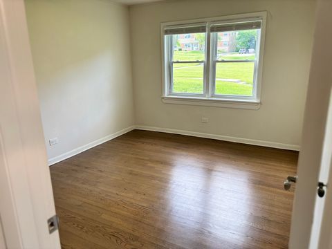 Tiny photo for 209 W Johnson Street #1B, Palatine, IL 60067 (MLS # 12549649)