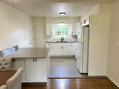 Tiny photo for 209 W Johnson Street #1B, Palatine, IL 60067 (MLS # 12549649)