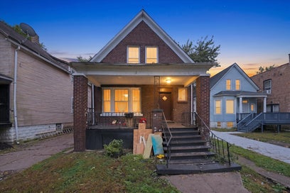 11732 S Yale Avenue Chicago IL 60628