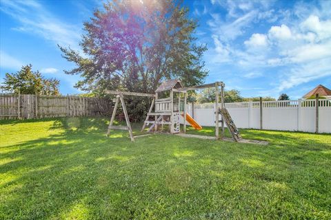 Tiny photo for 663 Primrose Lane, Matteson, IL 60443 (MLS # 12486213)
