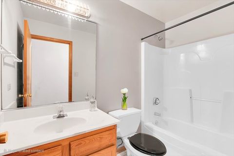 Tiny photo for 663 Primrose Lane, Matteson, IL 60443 (MLS # 12486213)