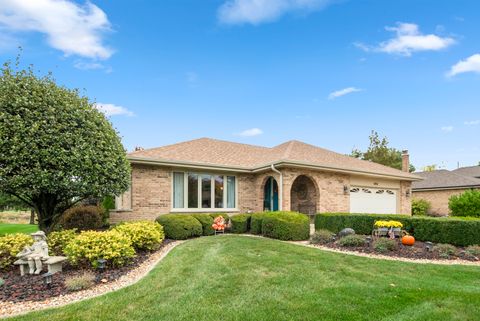 Tiny photo for 8824 Carnoustie Drive, Orland Park, IL 60462 (MLS # 12493345)