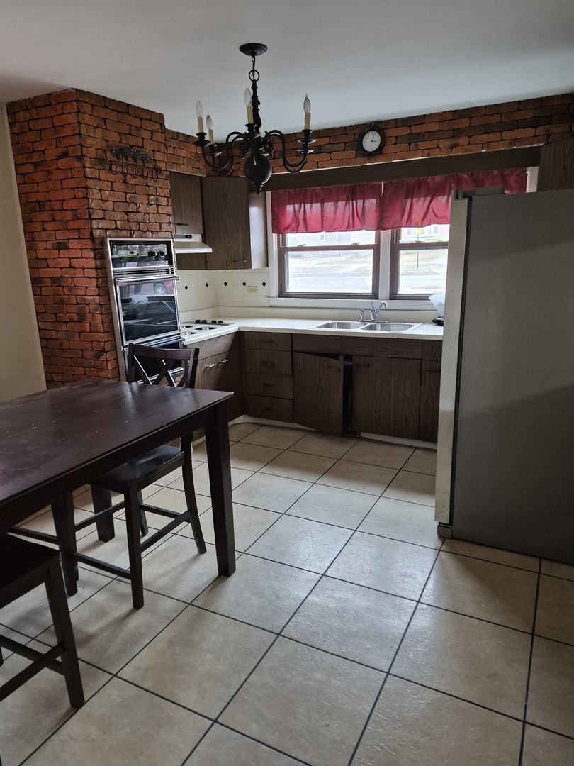 12749 S Escanaba Avenue