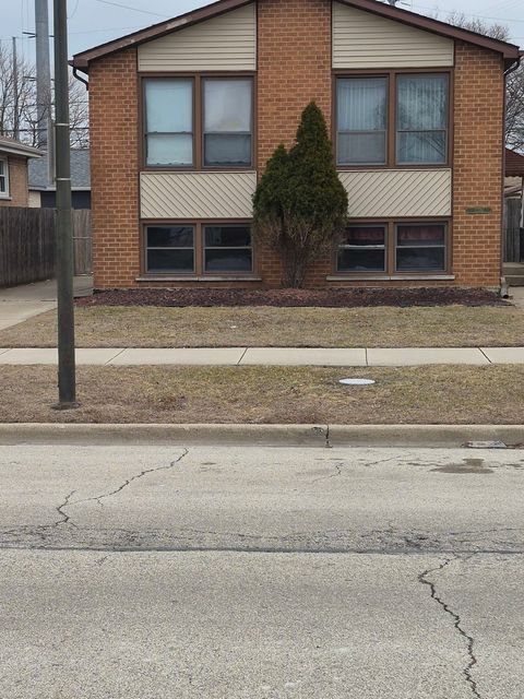 Photo of 12749 S Escanaba Avenue, Chicago, IL 60633 (MLS # 12574360)
