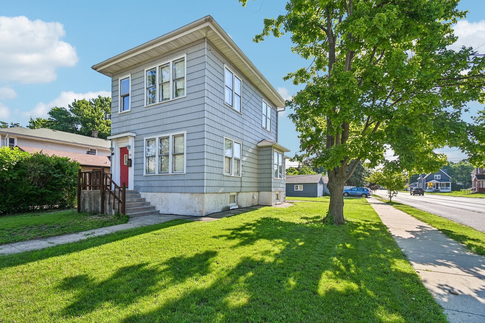 703 N 7th Avenue